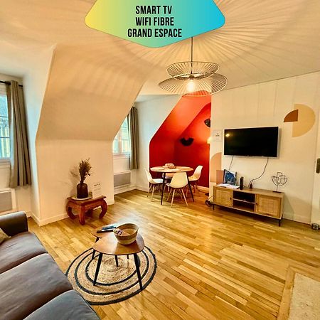 Le Corneille - Ideal Pros & Couples - Centre Historique - Chateau 5Min - Gare 10Min - Au Calme - Fibre Compiegne Luaran gambar
